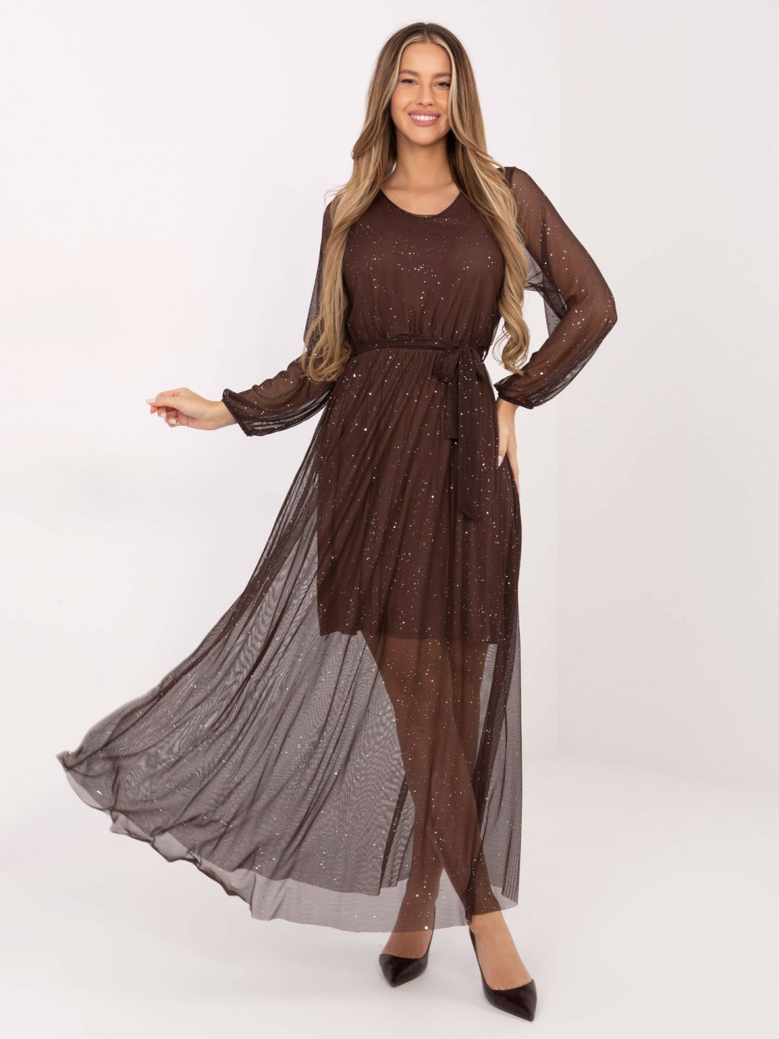 Brown maxi dress with appliqué and belt