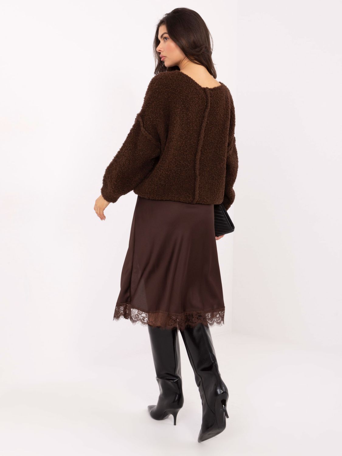Elegant brown midi skirt with lace