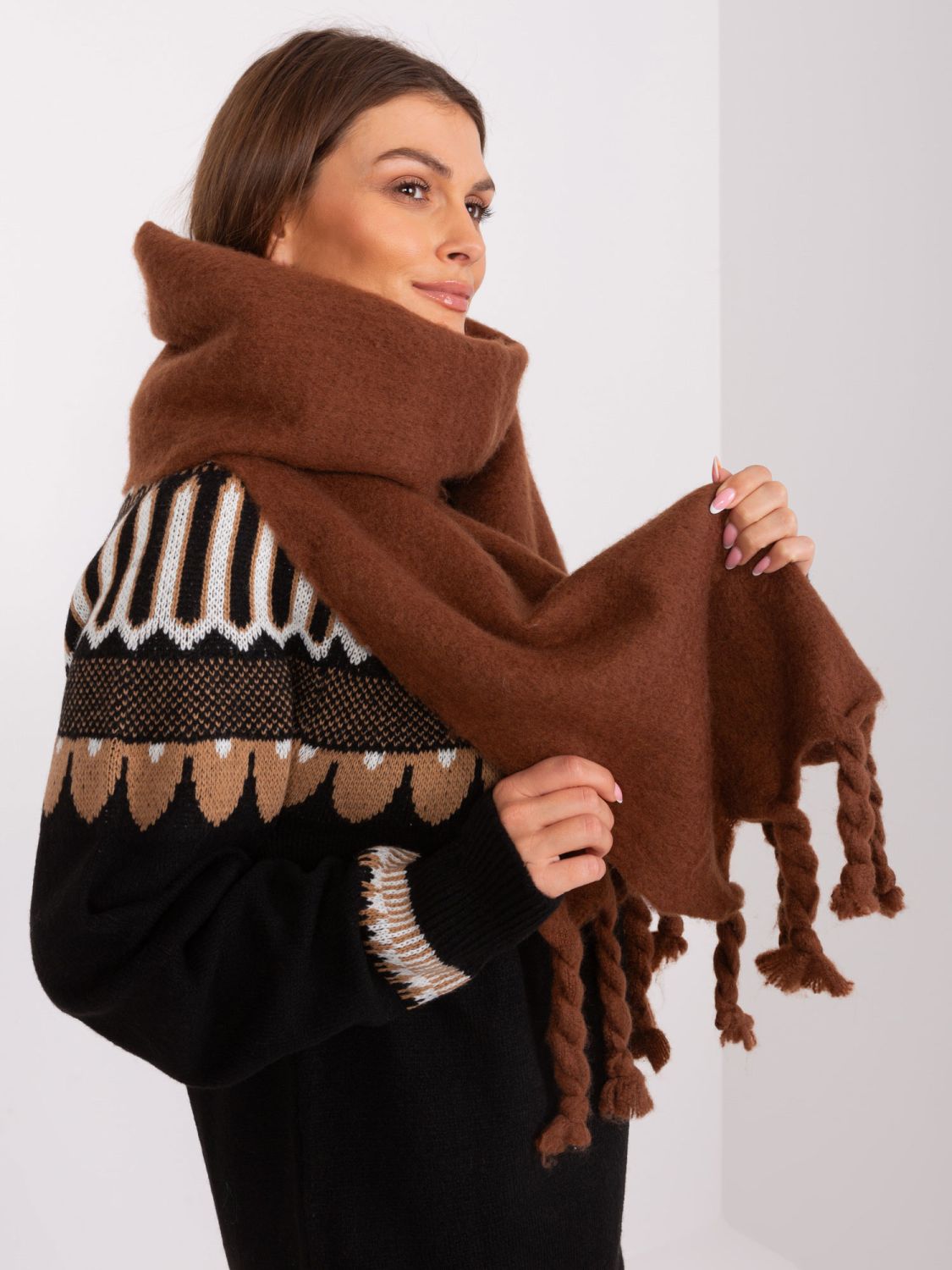 Elegant Brown Scarf