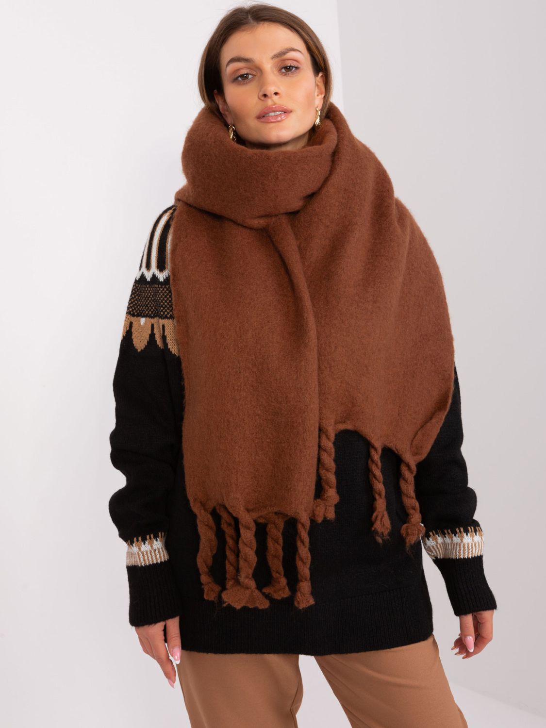 Elegant Brown Scarf