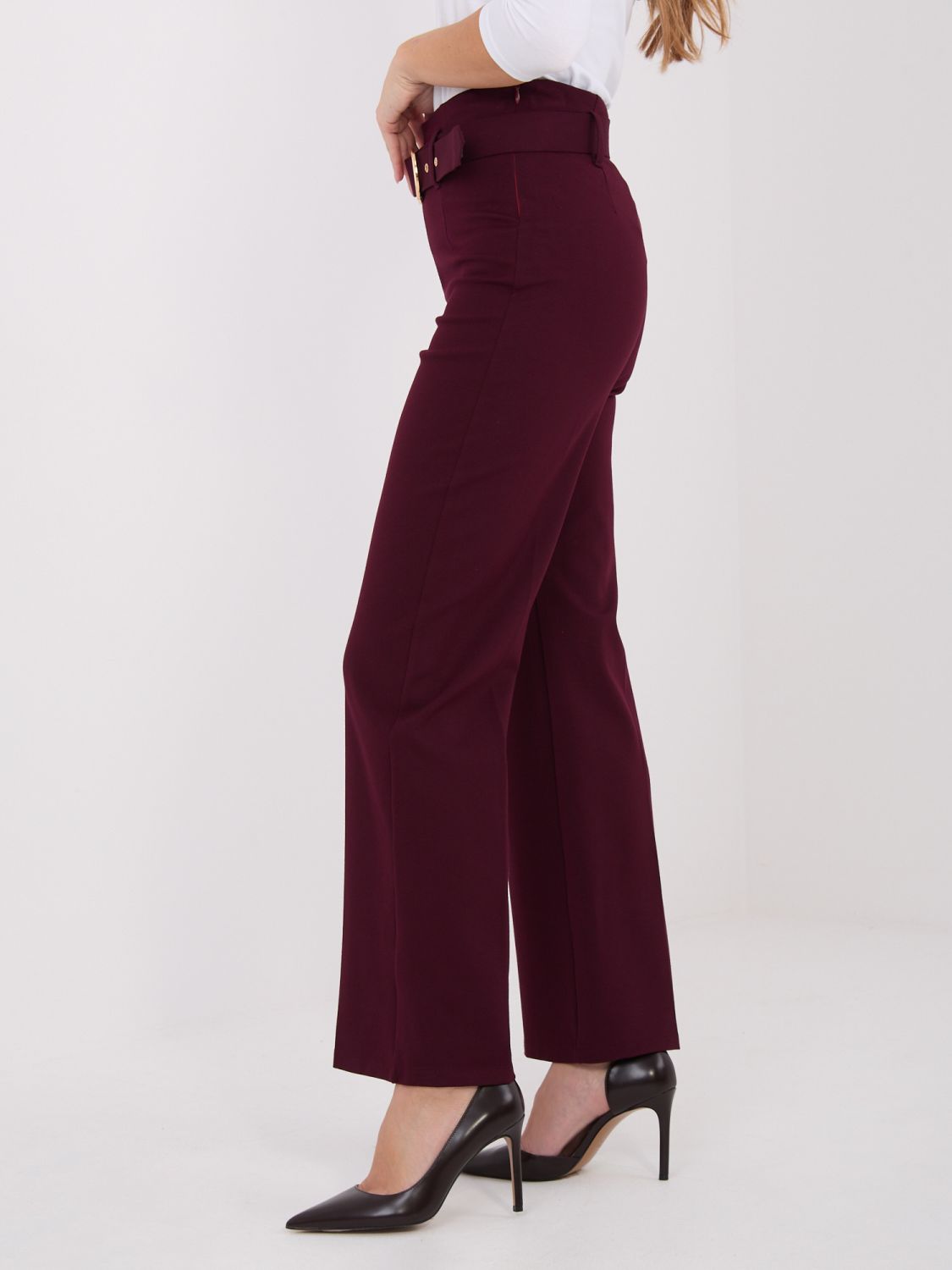 Elegant burgundy high-waisted trousers with belt