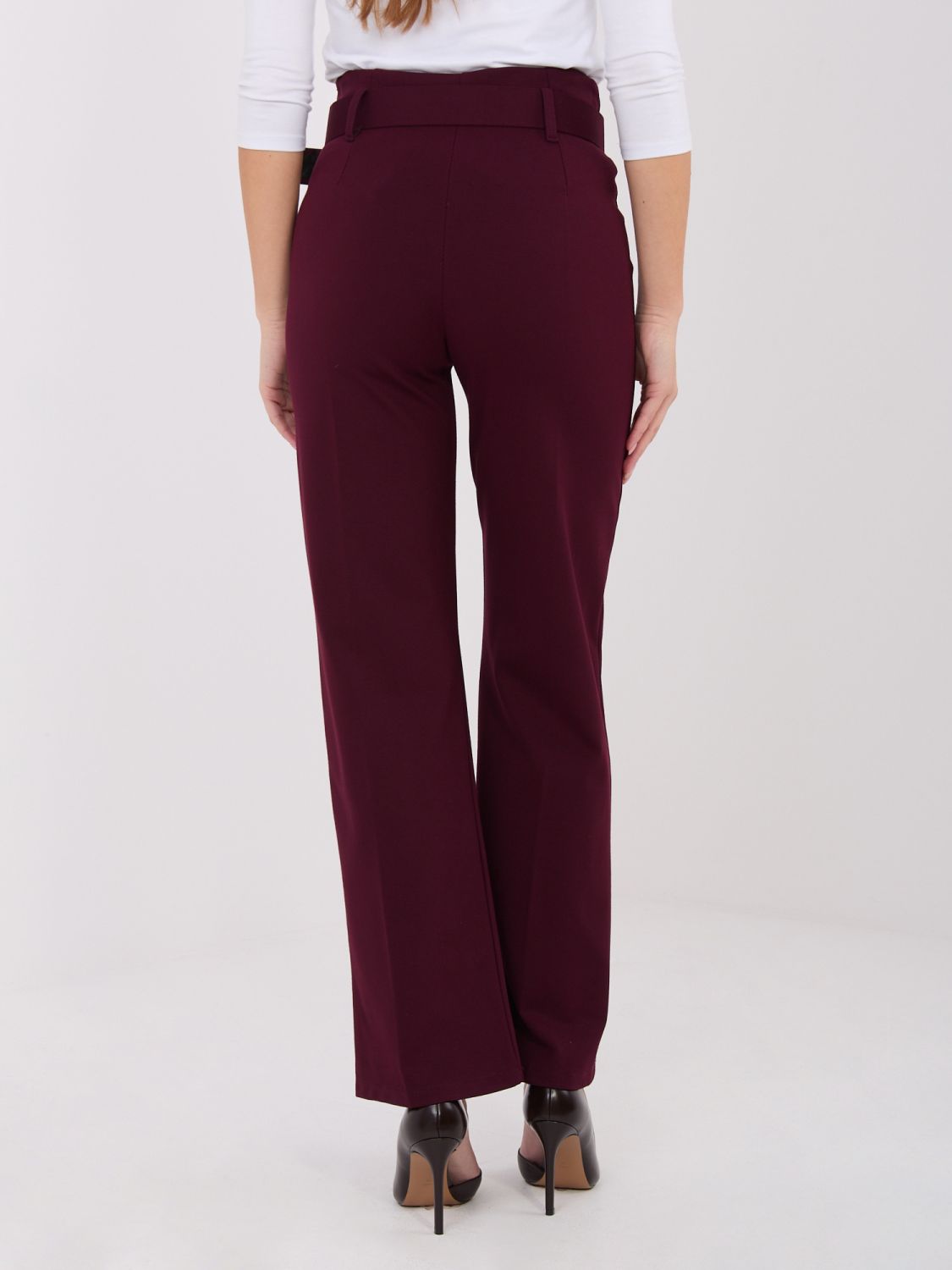 Elegant burgundy high-waisted trousers with belt