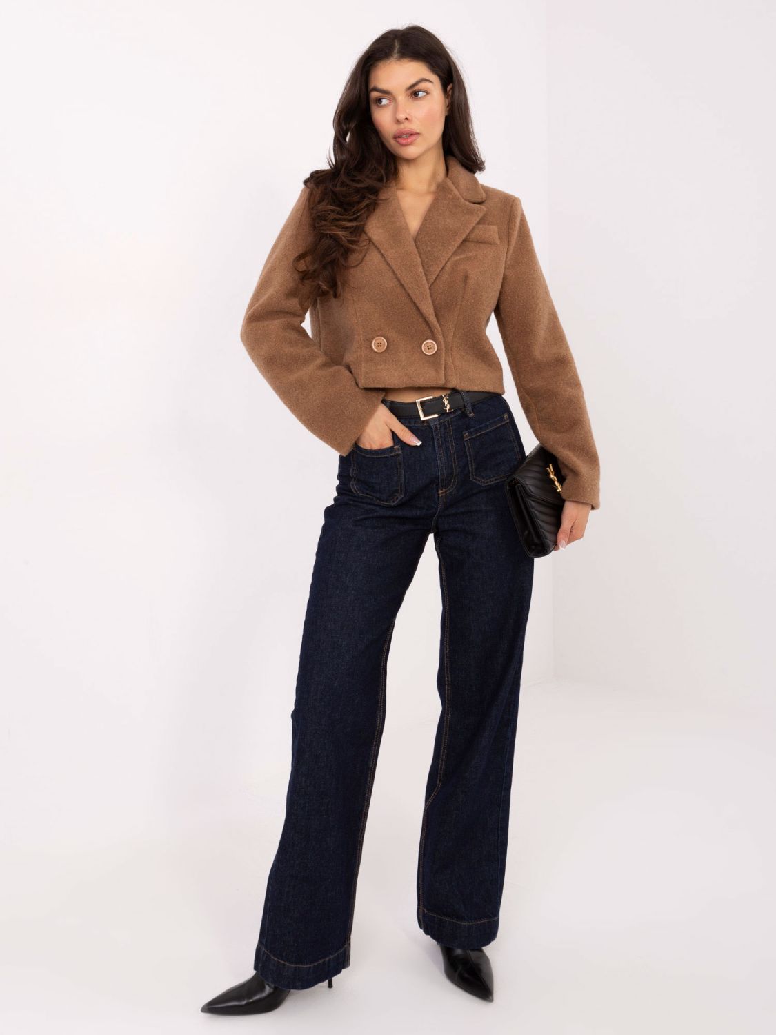 Short elegant camel coat