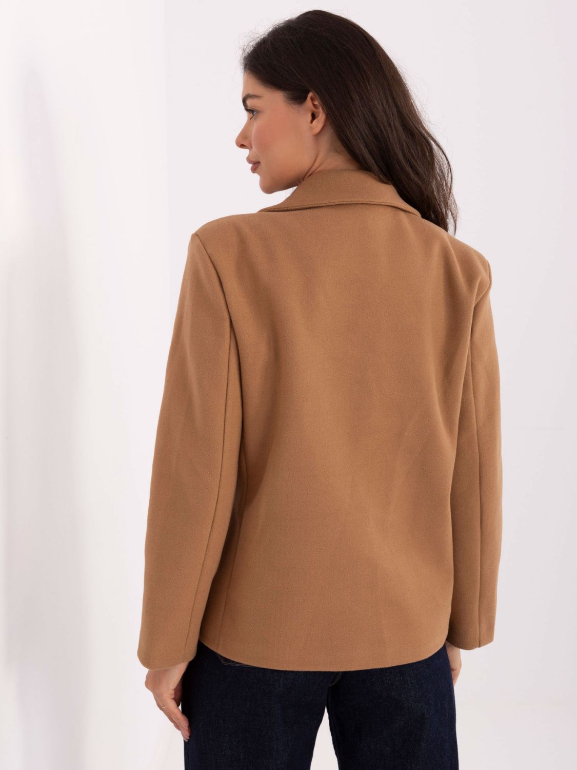 Short elegant transitional coat in brown
