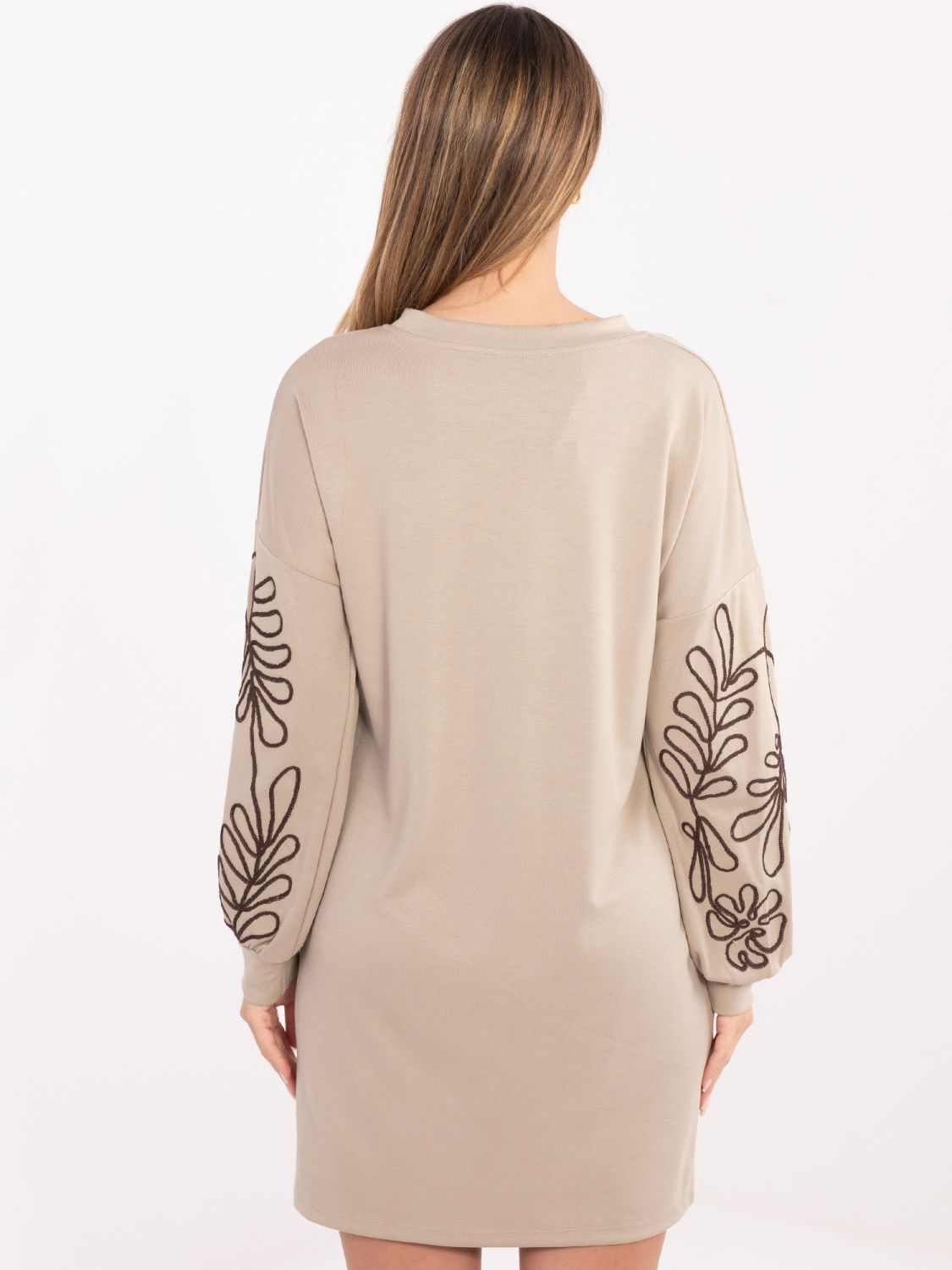 Beige short dress with embroidery and puff sleeves