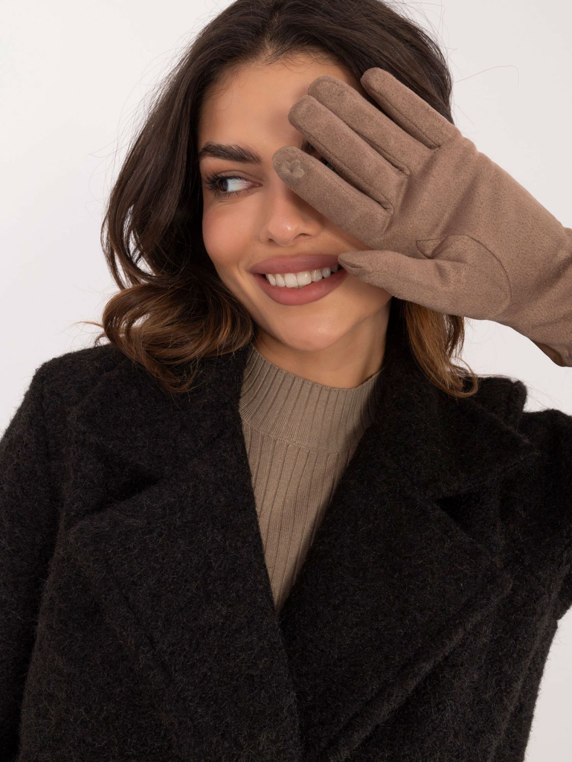 Elegant Beige Gloves with Warm Lining