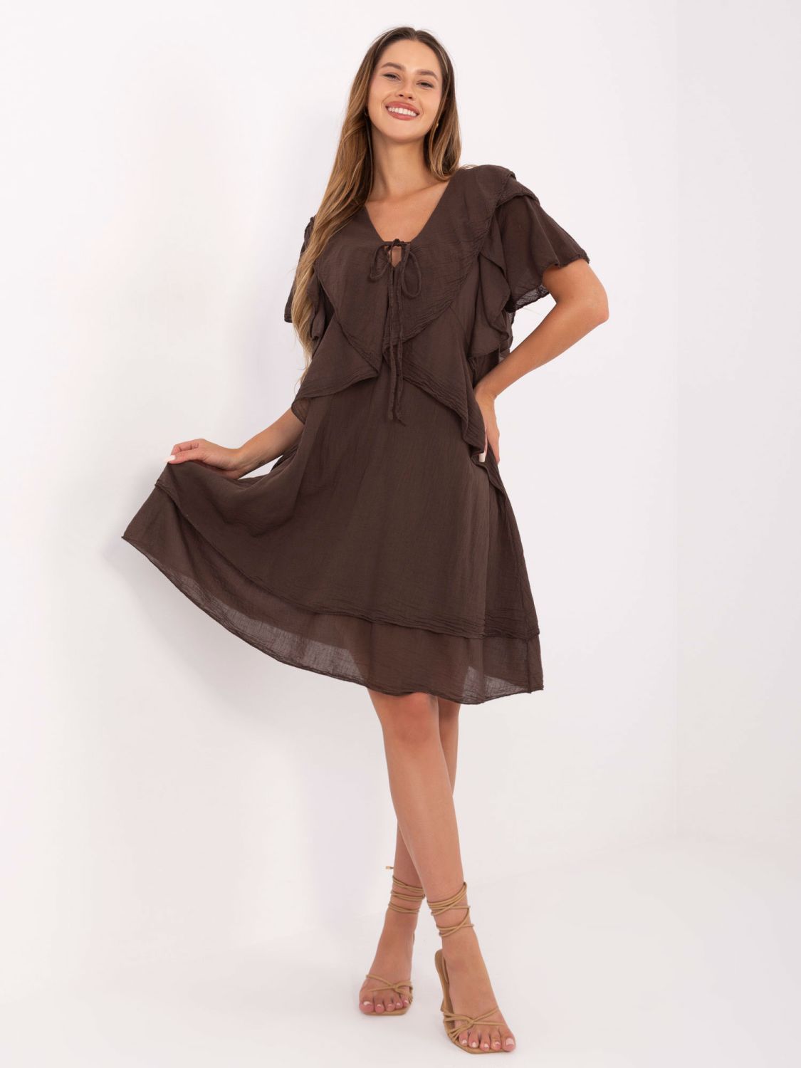 Oversize brown dress with short sleeves