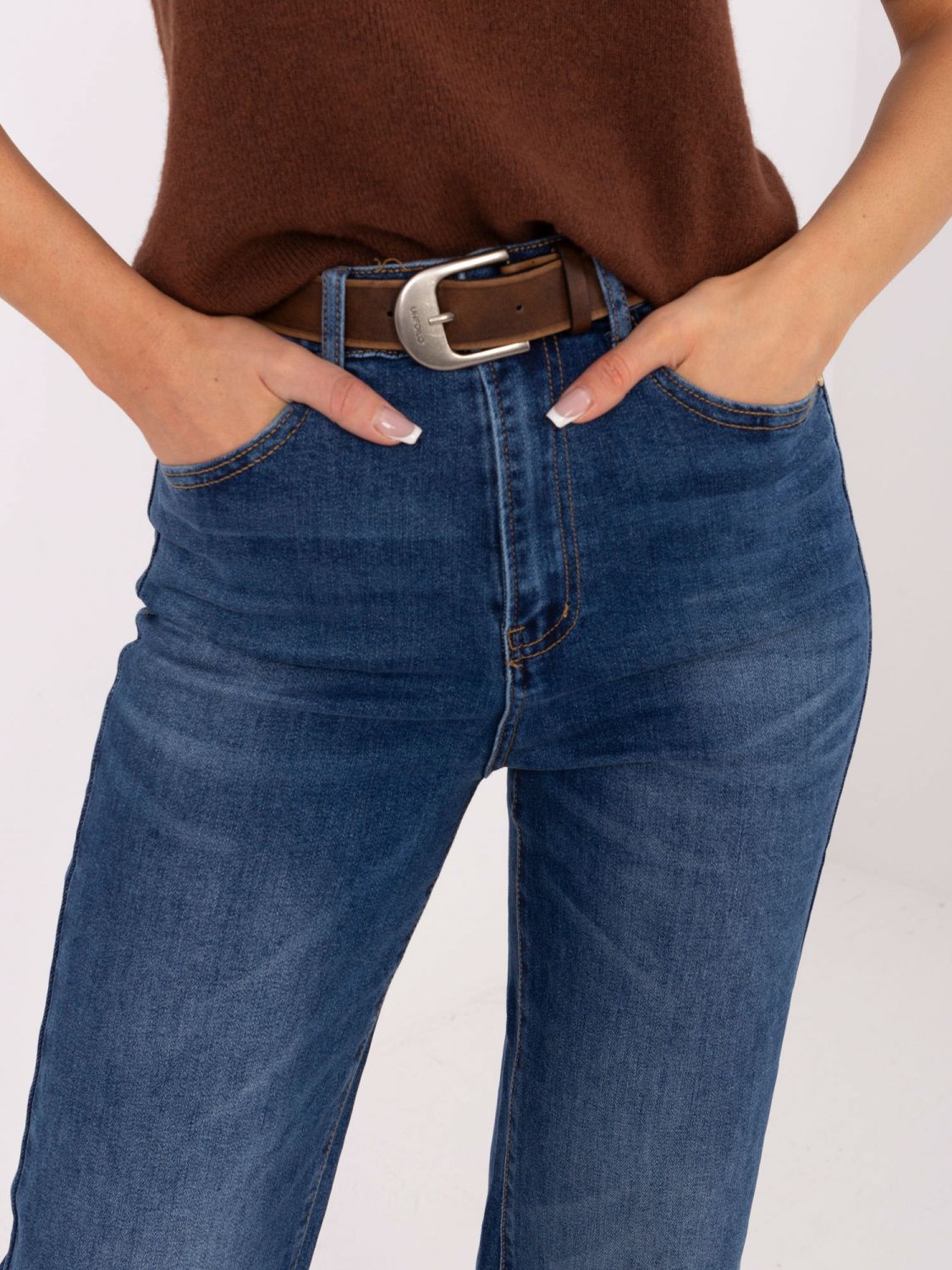 Women's straight-leg high-waisted jeans, dark blue