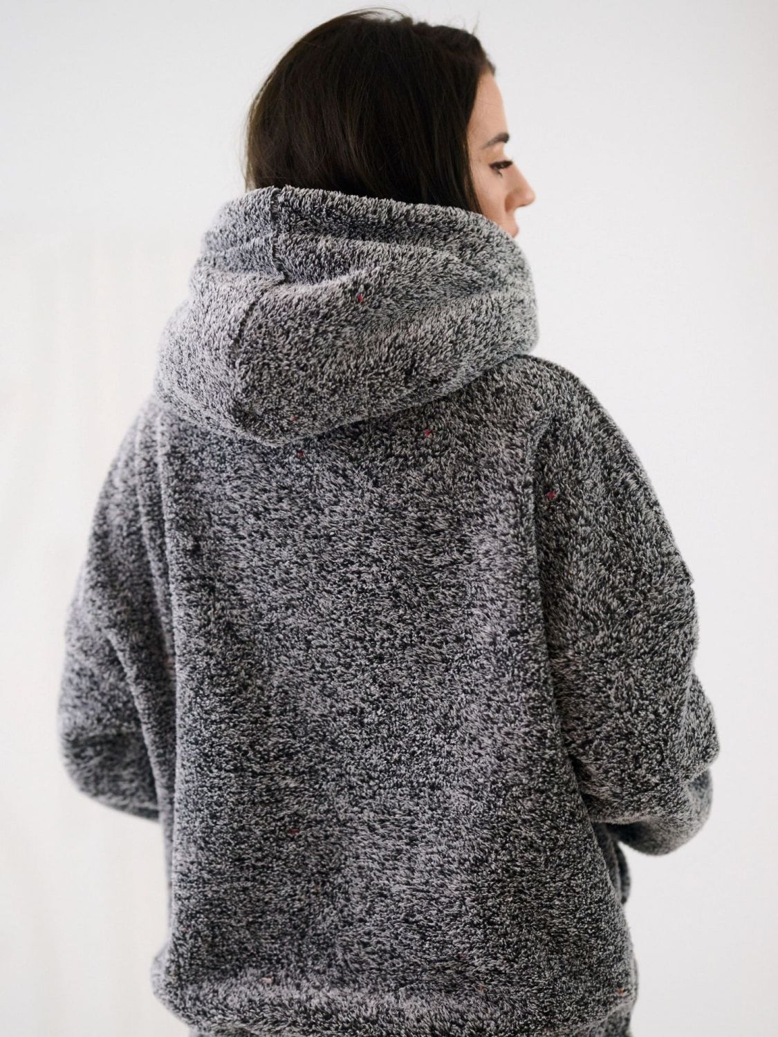 Women's dark grey hoodie with hood and pocket