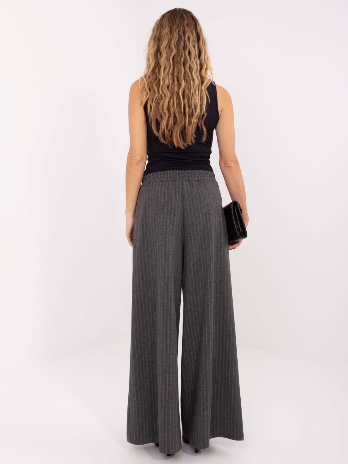 Elegant grey palazzo trousers with stripes