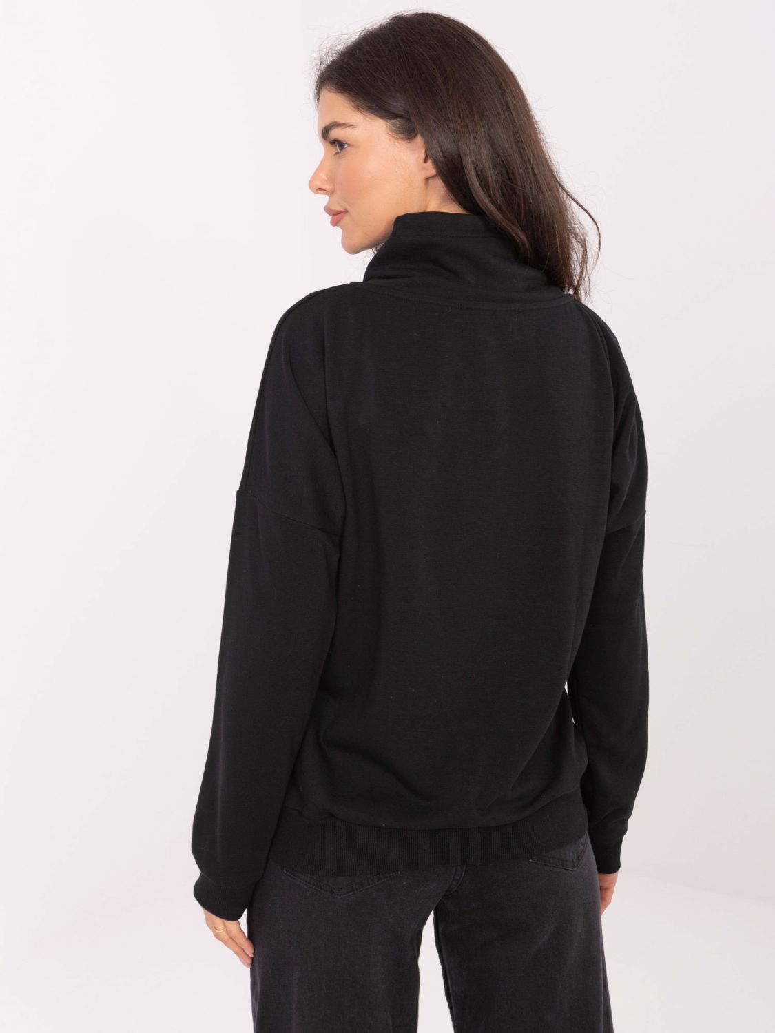 Black cotton sweatshirt with collar and pocket