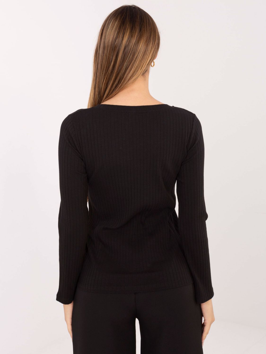 Black ribbed blouse with V-neck and buttons