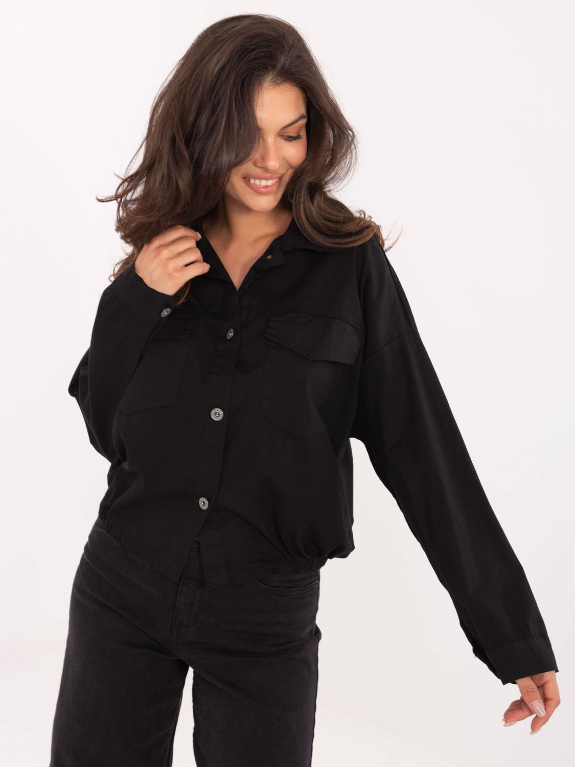 Black cotton shirt with pockets and collar