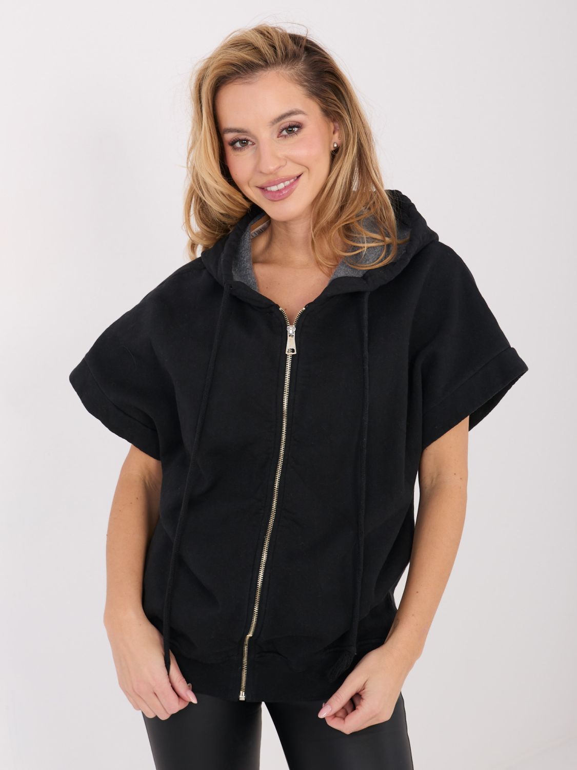 Black cotton hoodie with zipper