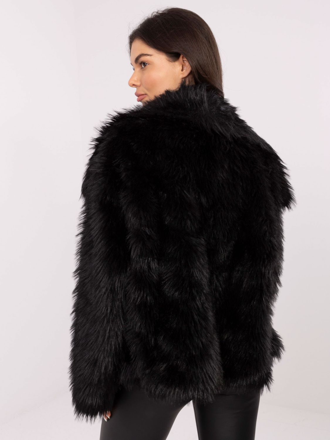 Elegant black faux fur jacket without hood