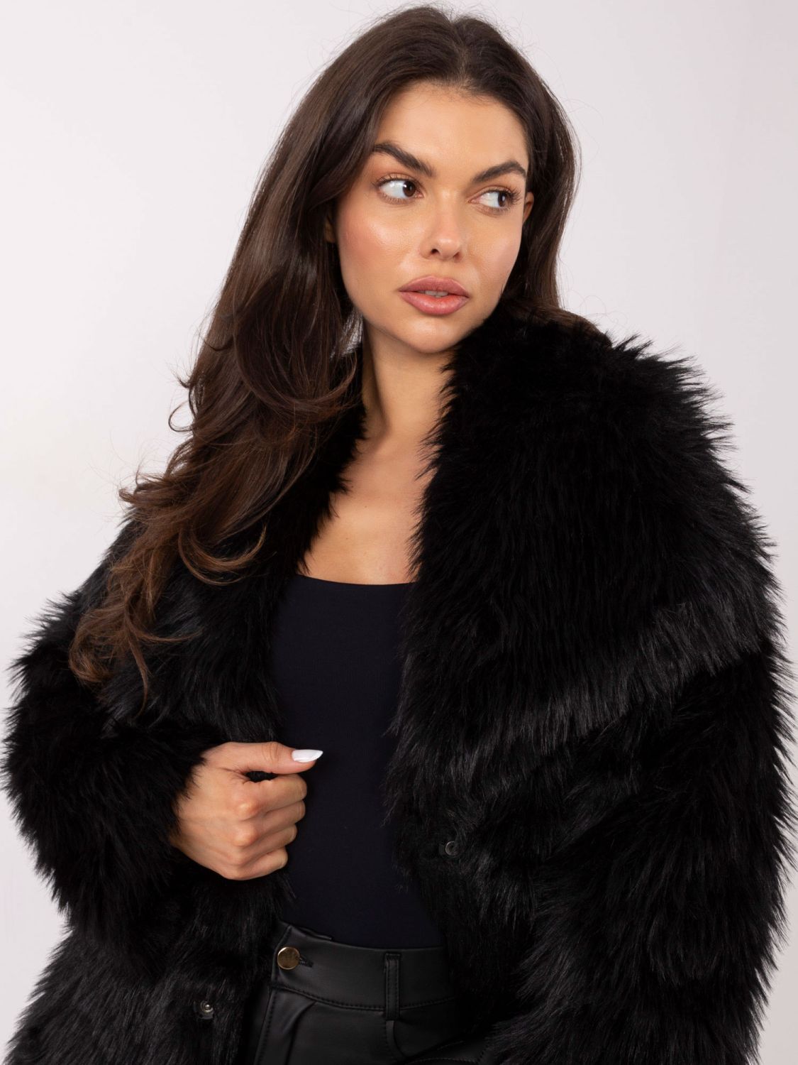 Elegant black faux fur jacket without hood