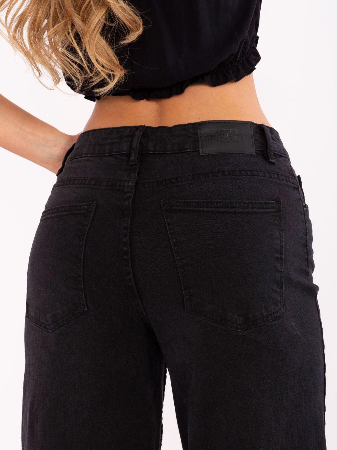 Black Wide-Leg High-Waisted Jeans