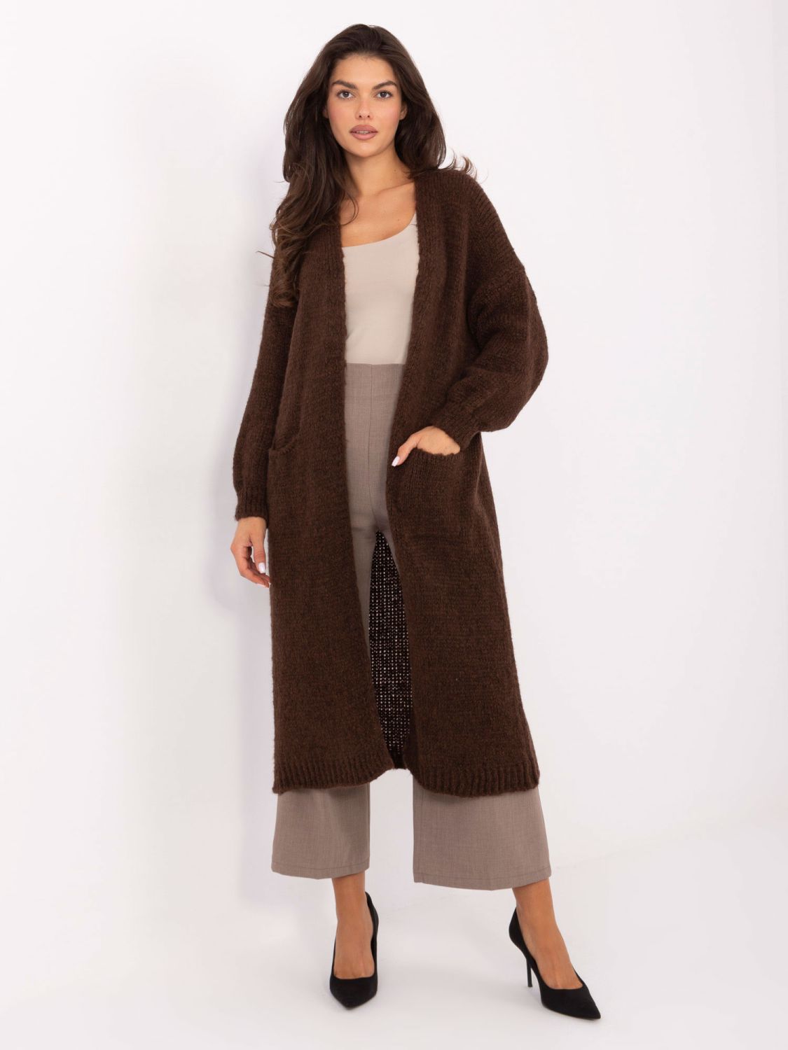Long brown cardigan with pockets