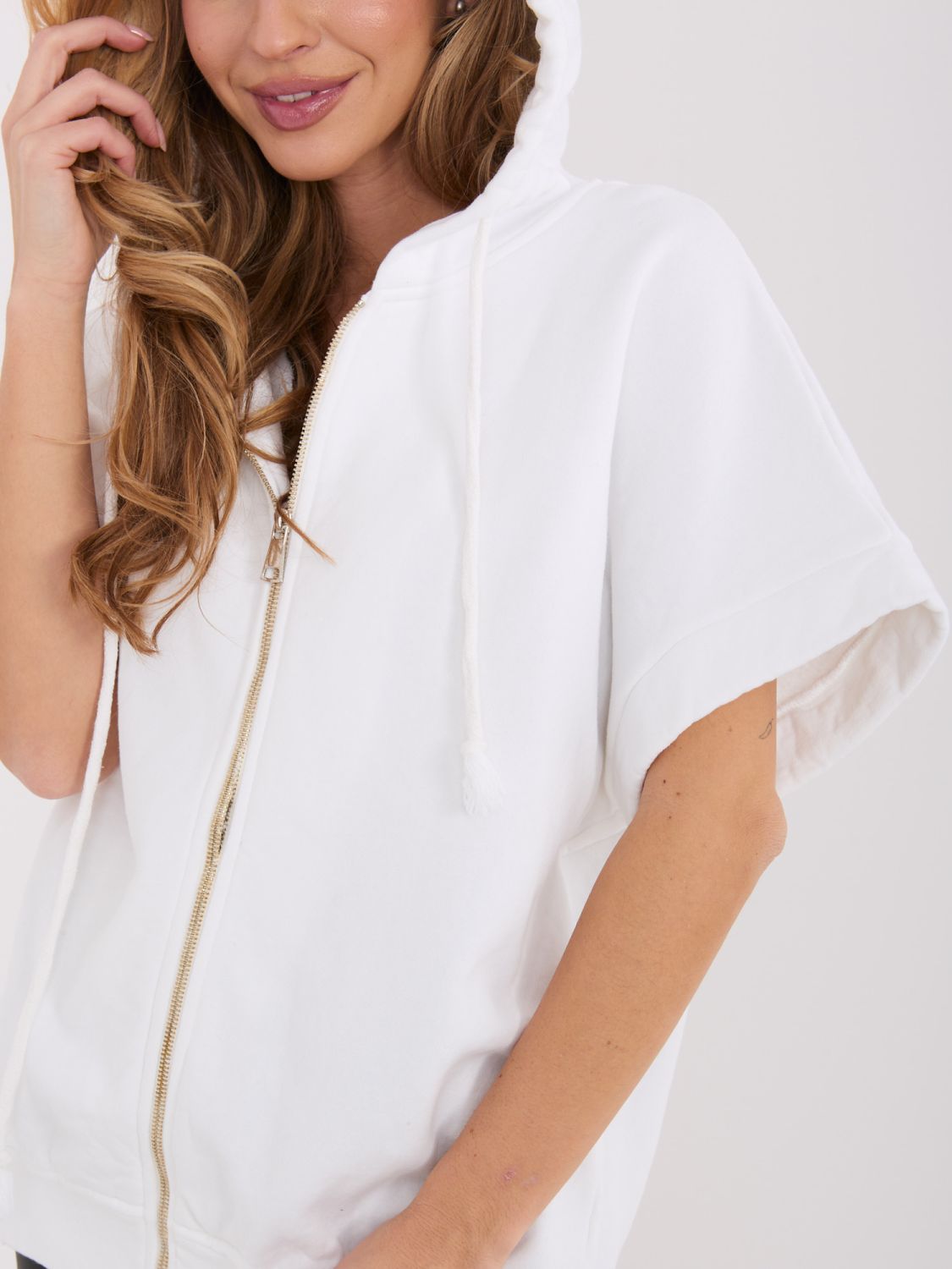 White hoodie with short sleeves