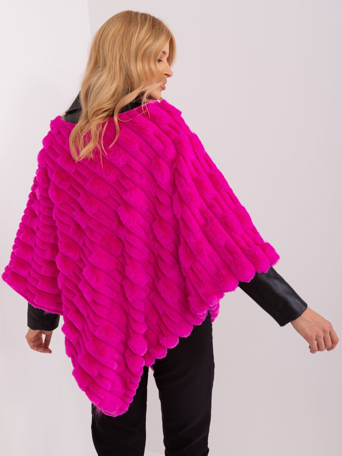 Fuchsia poncho with lining