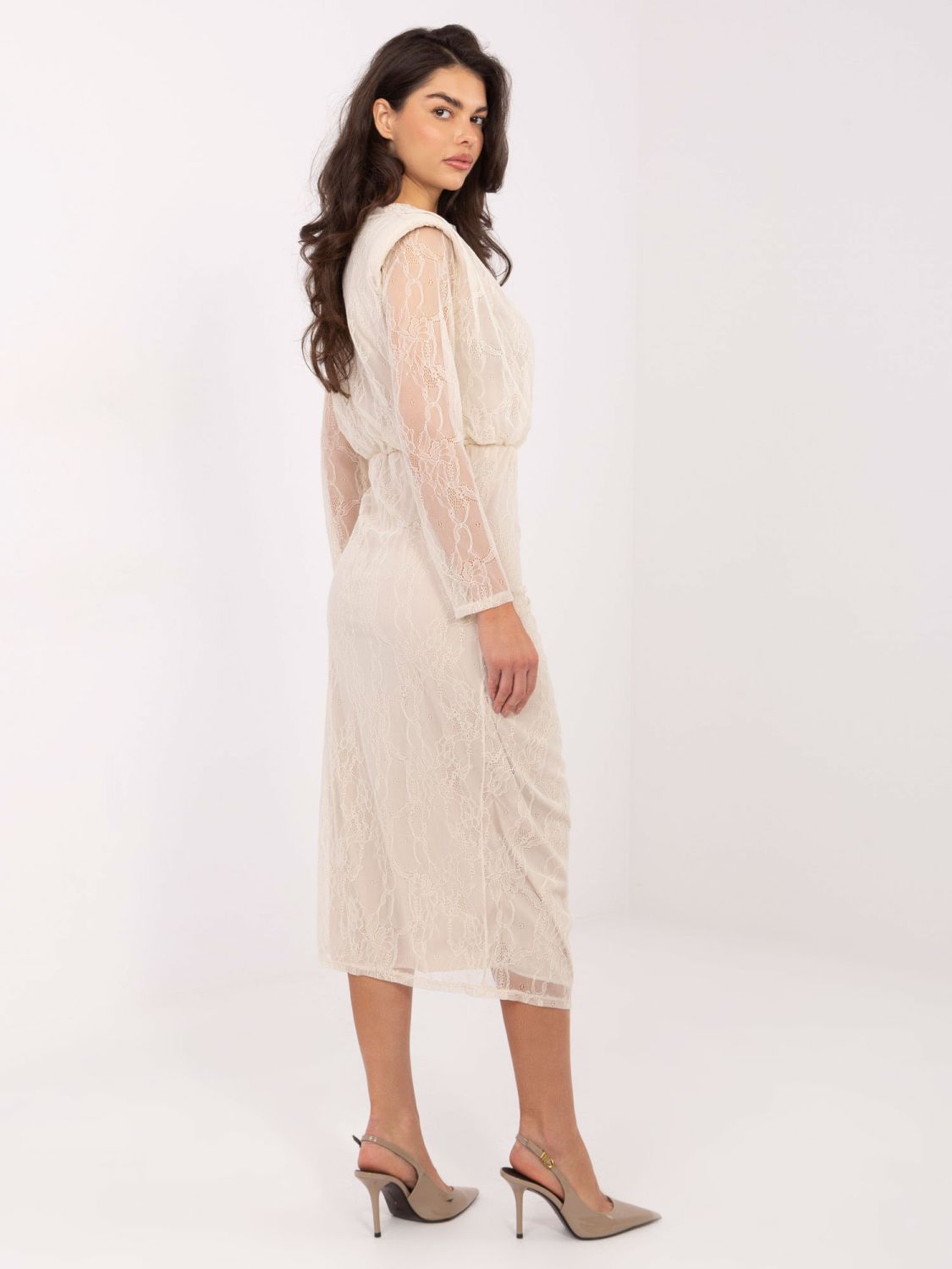 Beige midi pencil dress with lace and lining