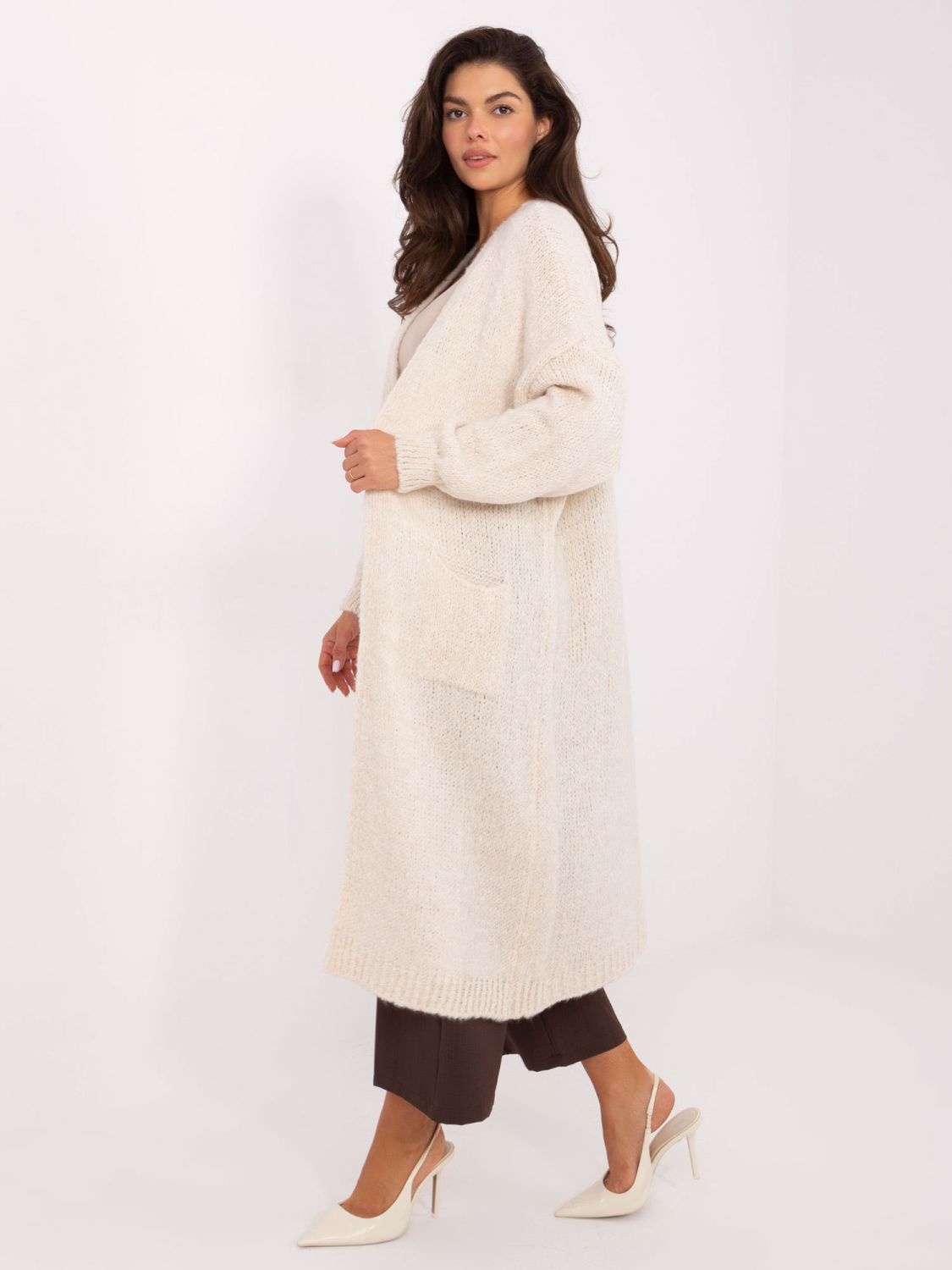 Beige long cardigan with pockets