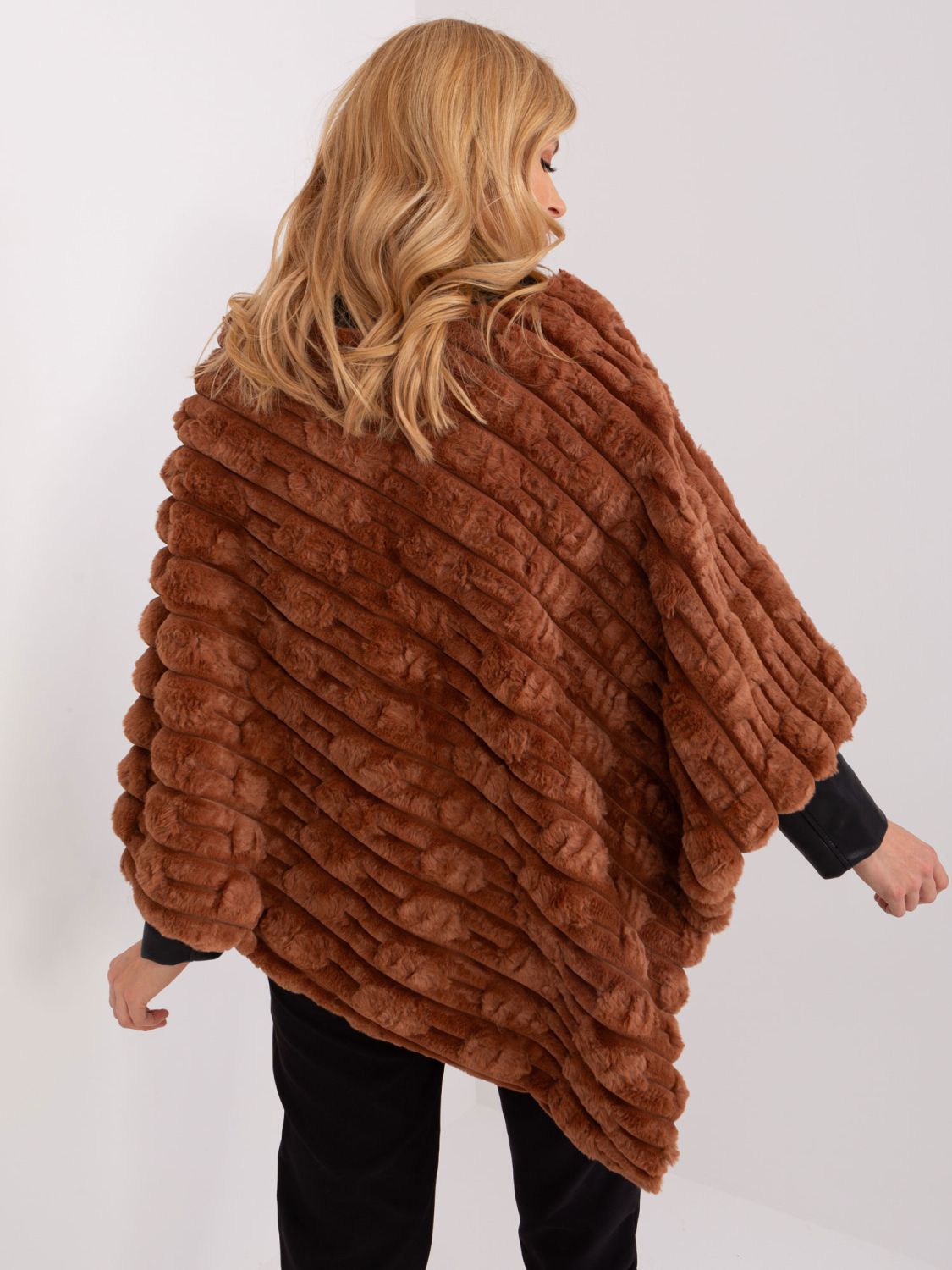 Stylish beige poncho with lining