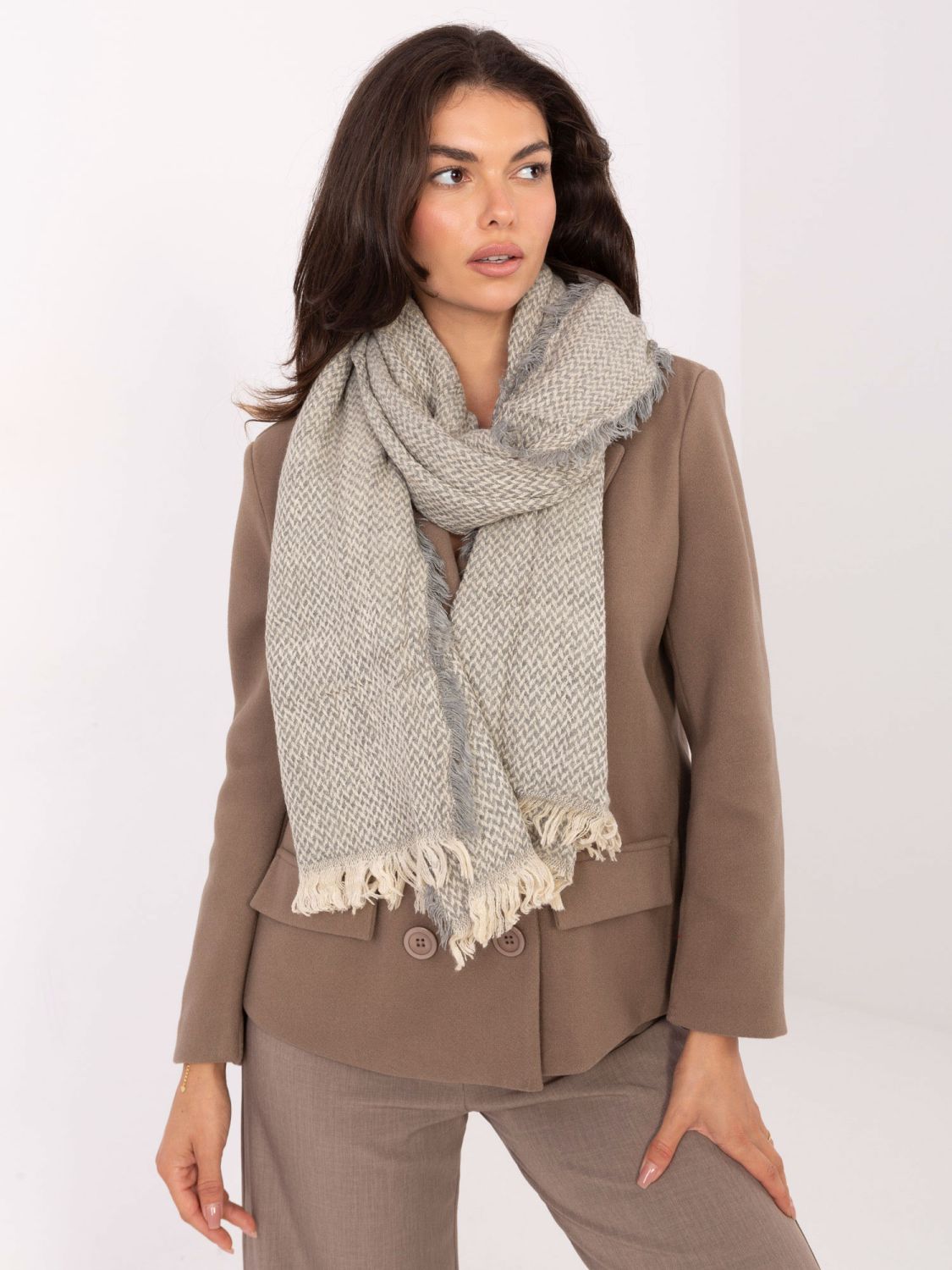 Light Grey Scarf with Herringbone Pattern and Fringes