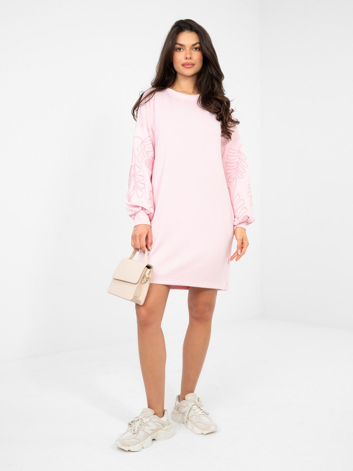 Pink mini dress with embroidery and puff sleeves
