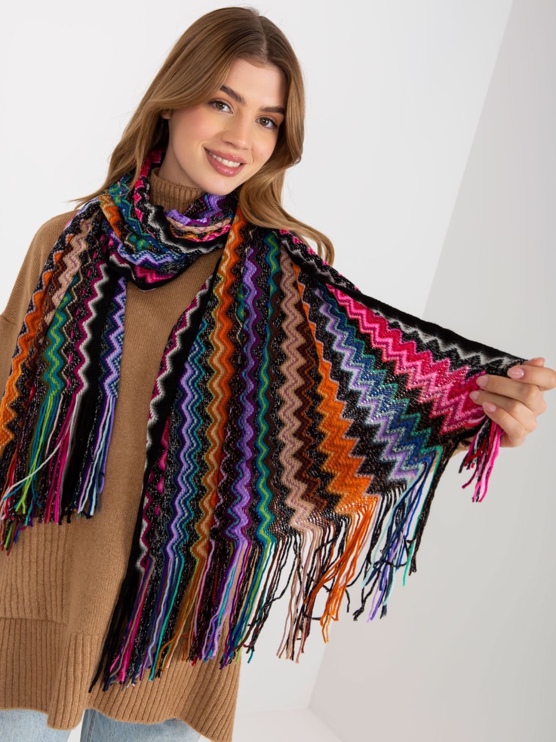 Women's Scarf with Colorful Patterns and Fringes