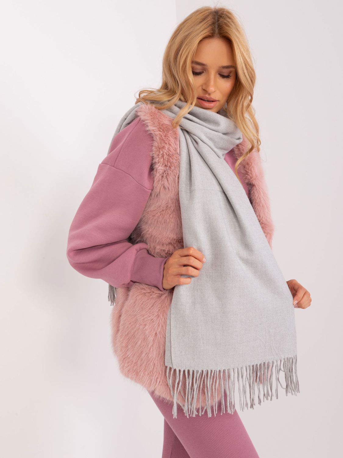 Gray Women's Knit Scarf