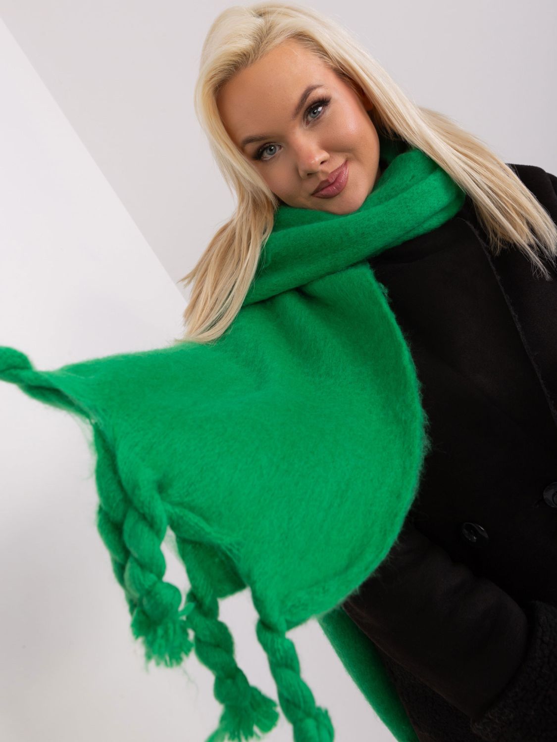 Elegant Green Scarf