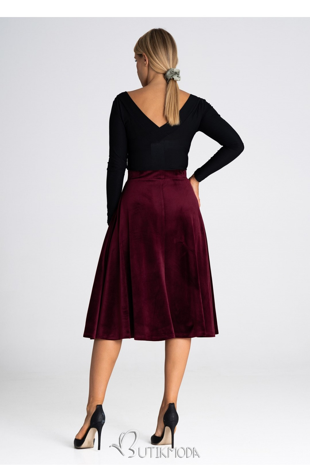 Elegant Midi Skirt in Burgundy