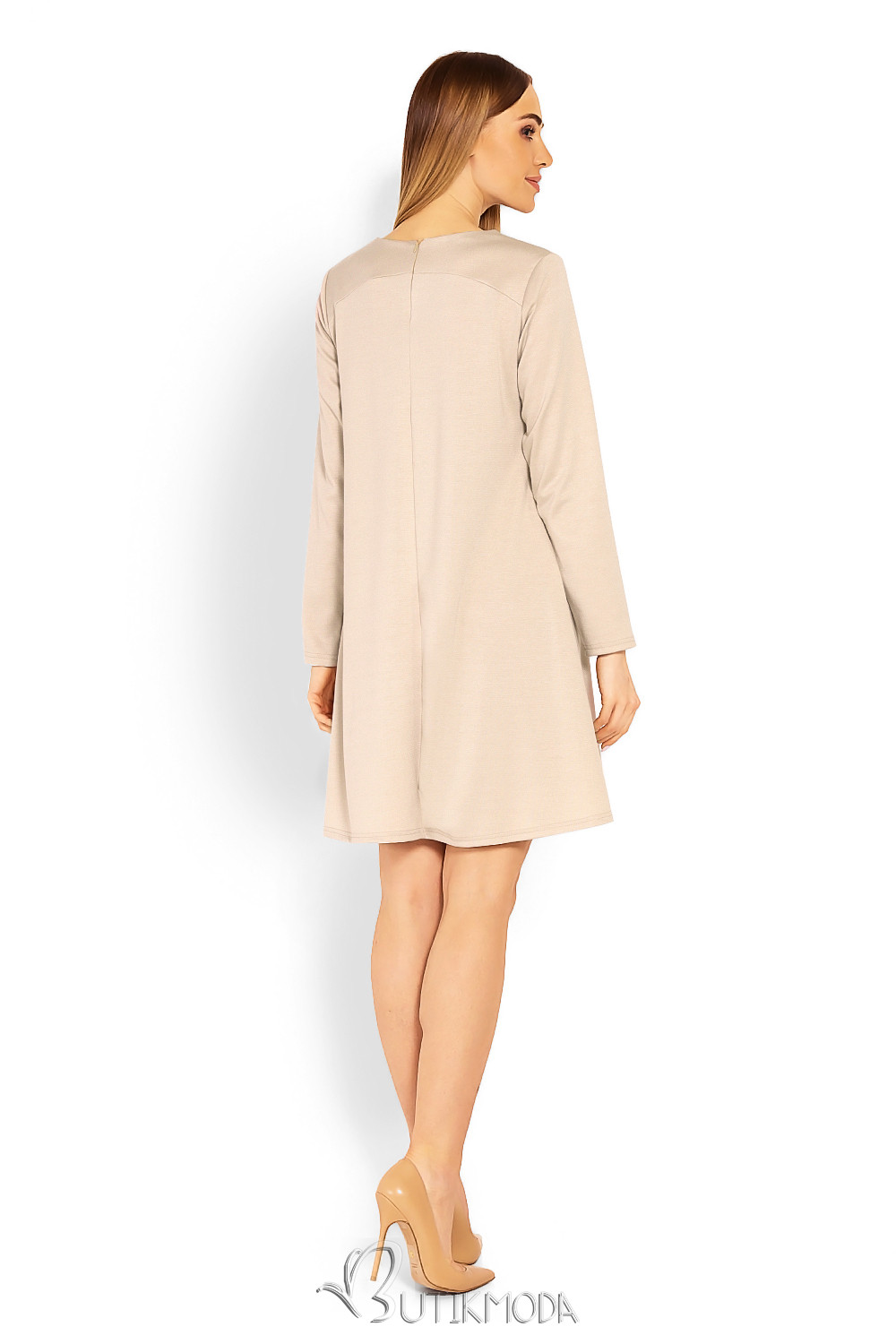 Loose Beige Dress with Long Sleeves