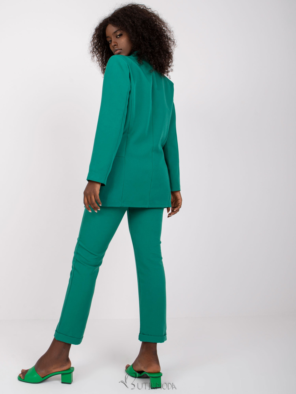 Elegant Green Blazer with Long Sleeves