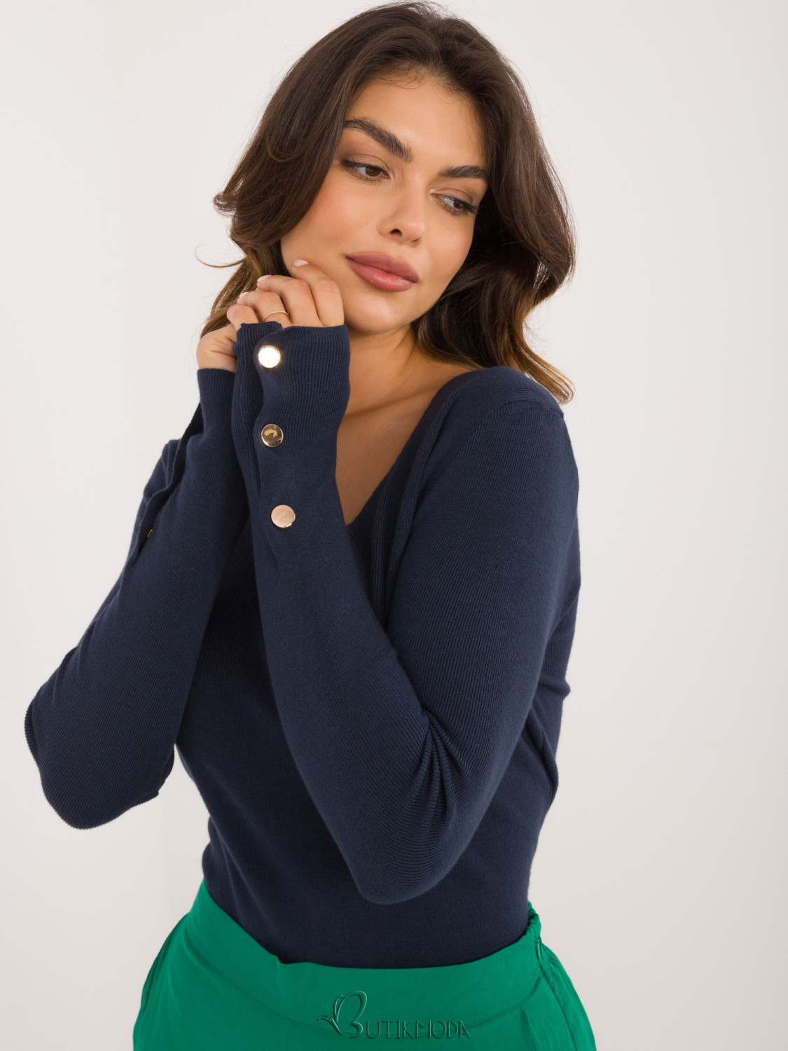 Elegant Blue Sweater with Long Sleeves