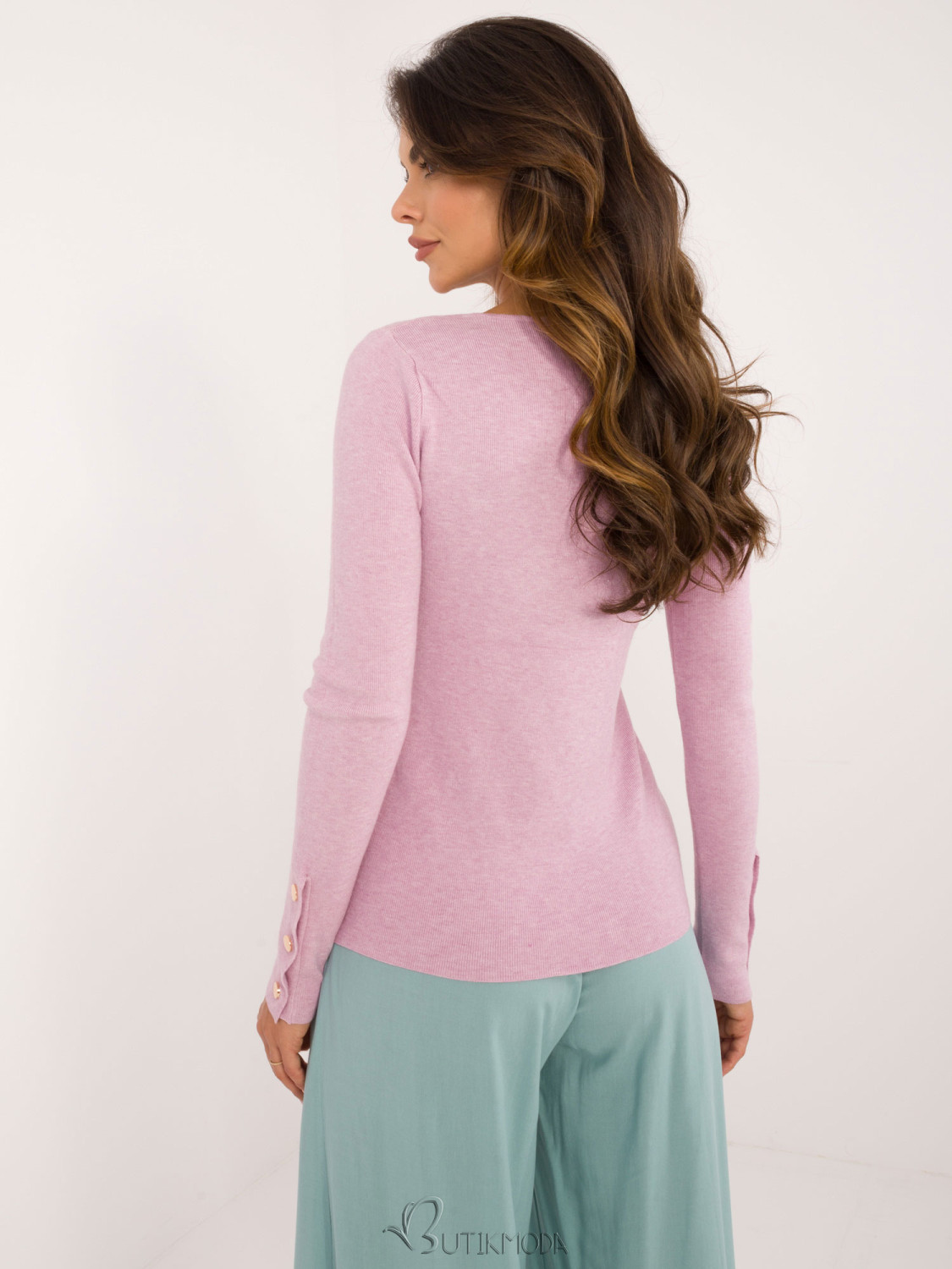 Stylish Purple Sweater with Long Sleeves