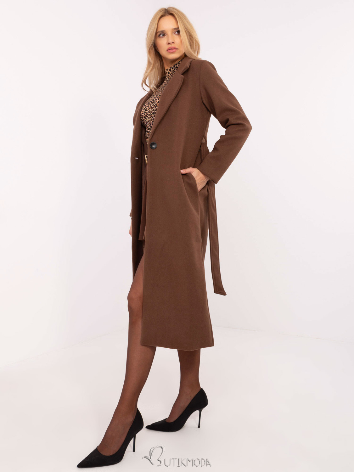 Elegant Transitional Coat in Brown