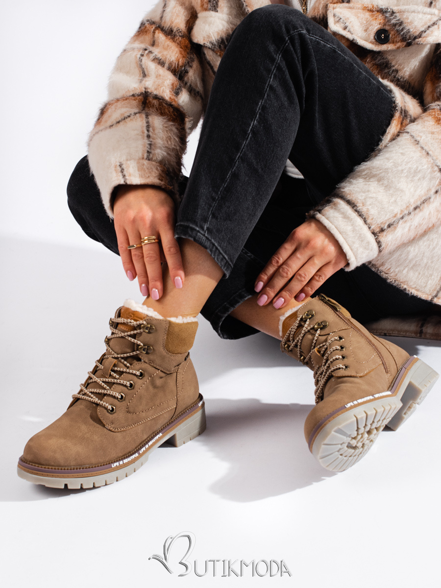 Beige Women's Trapper Shelovet