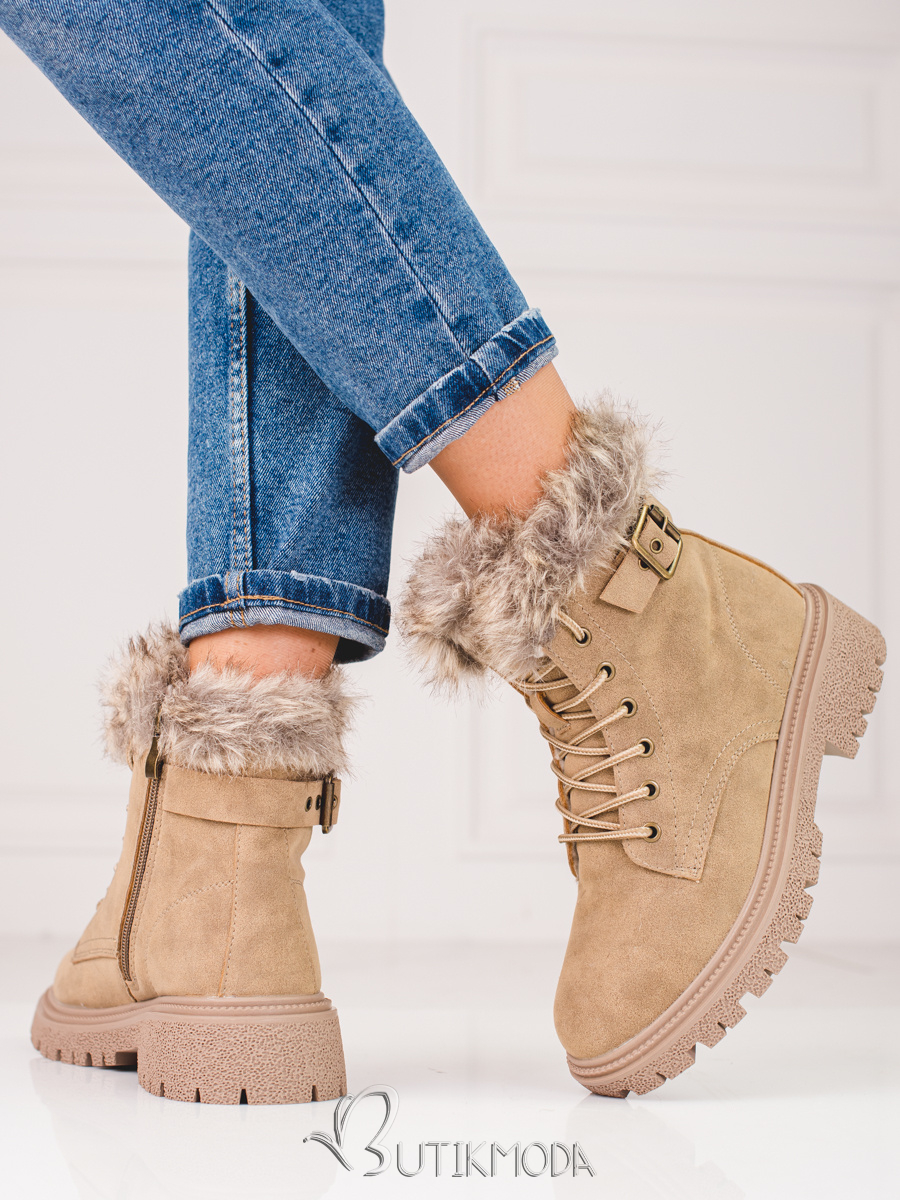 Beige lace-up boots with fur