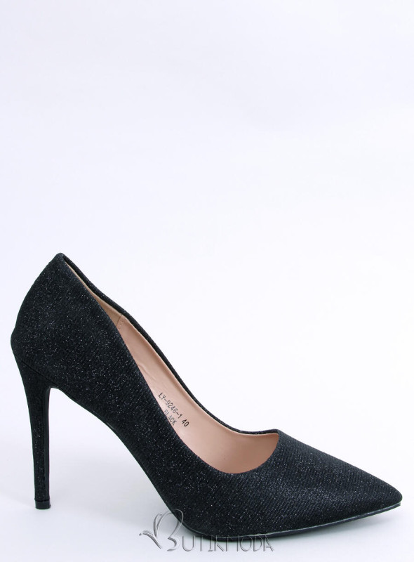 Black elegant shiny pumps