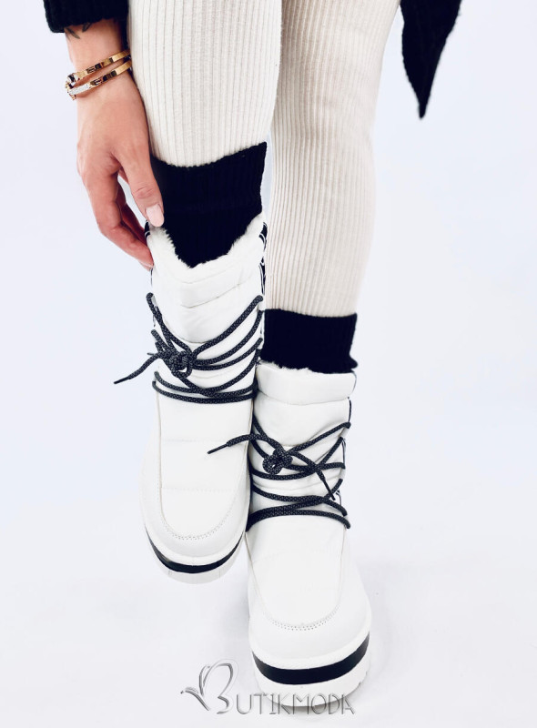 Winter snow boots with lacing polar white