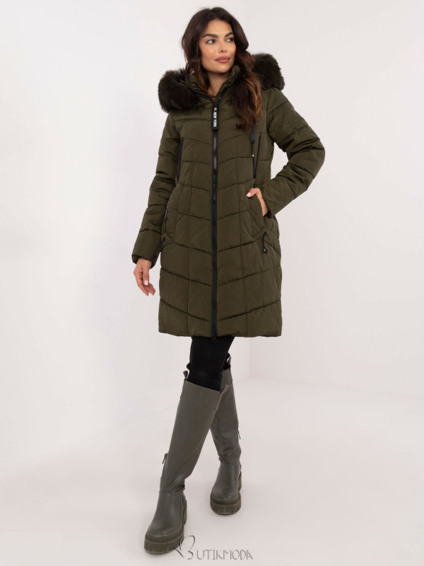 Comfortable Winter Jacket with Detachable Hood