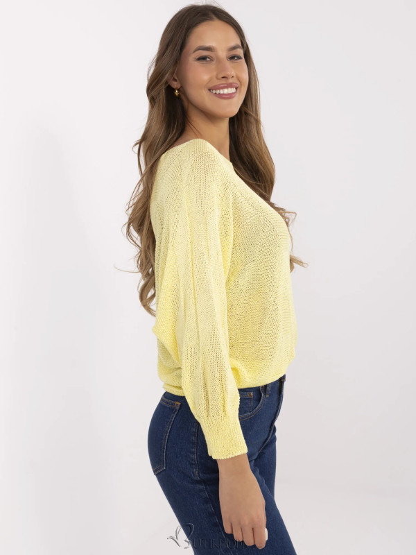 Elegant yellow sweater with geometric pattern