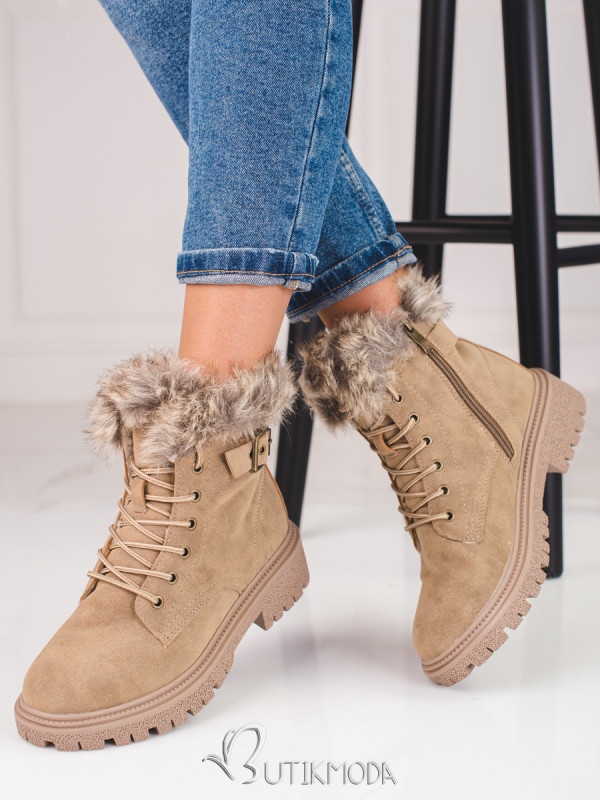 Beige lace-up boots with fur