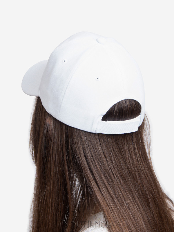 White cap in basic cut