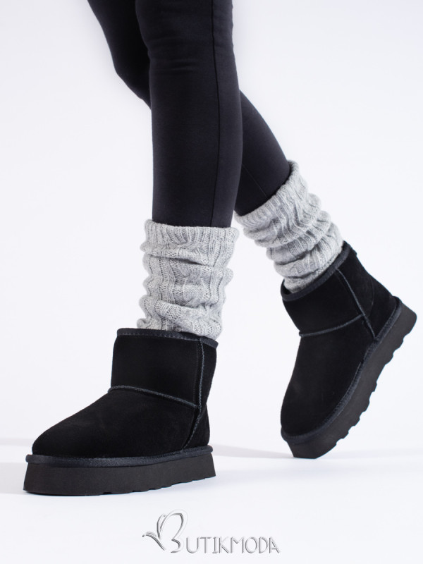 Women's suede snow boots on a platform black