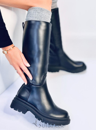 Black boots on a thick heel