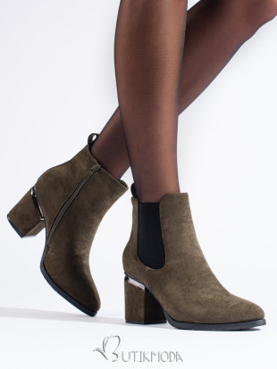 Dark Green Suede Ankle Boots with Block Heel Vinceza