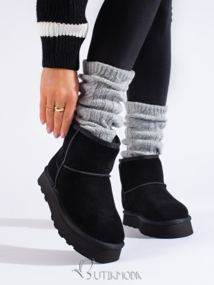 Women's suede snow boots on a platform black